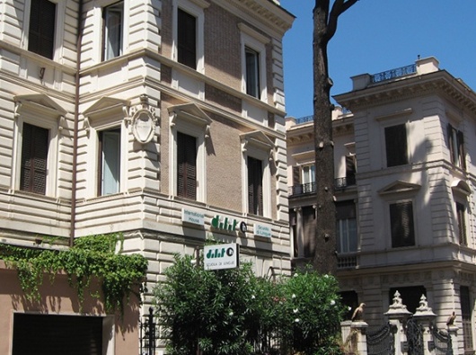 Dilit International House итальянский