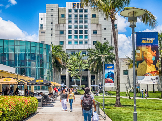 Florida International University английский