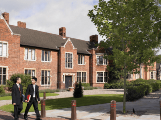 Bromsgrove School английский